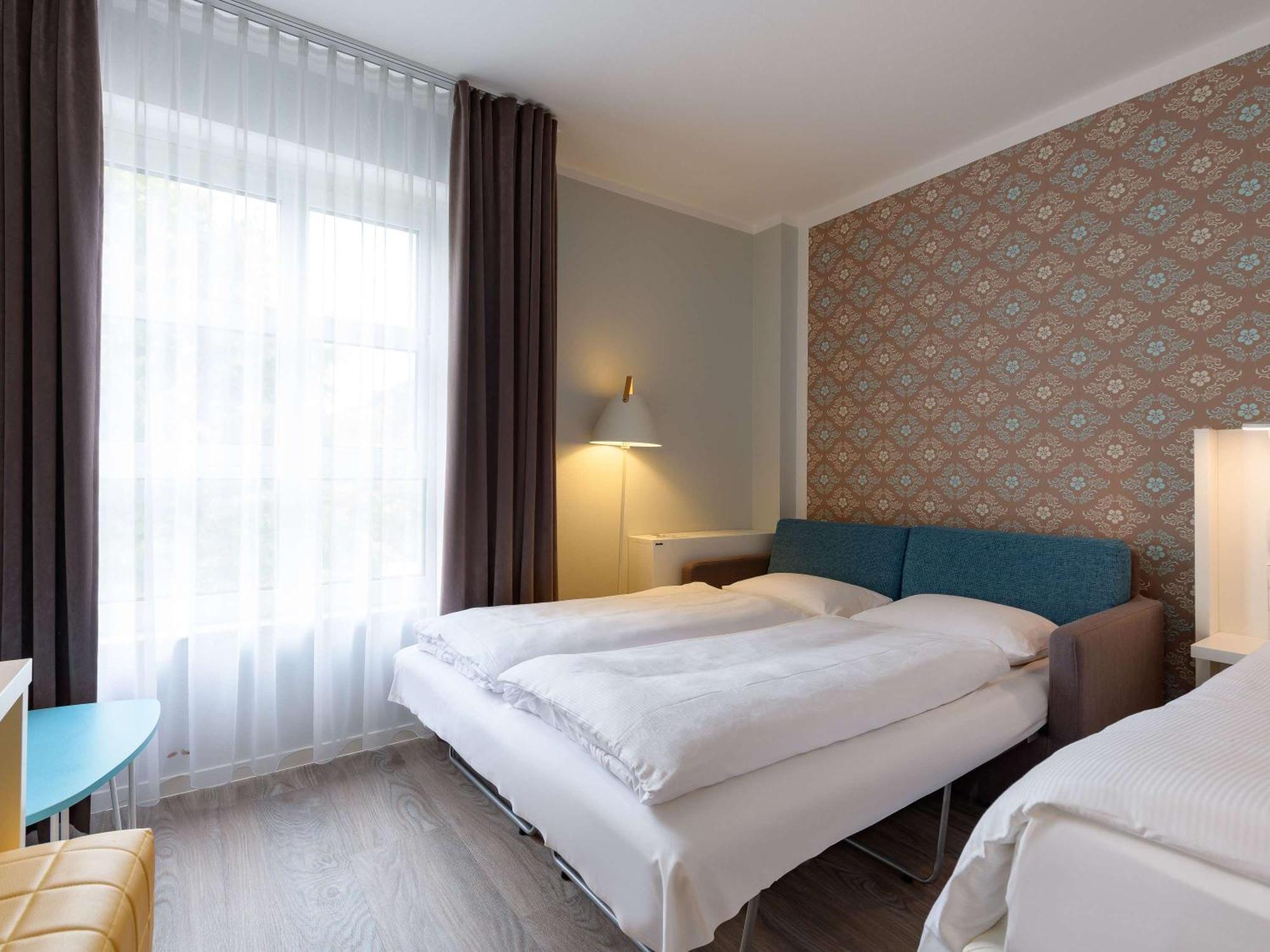 Ibis Styles Regensburg Exterior foto