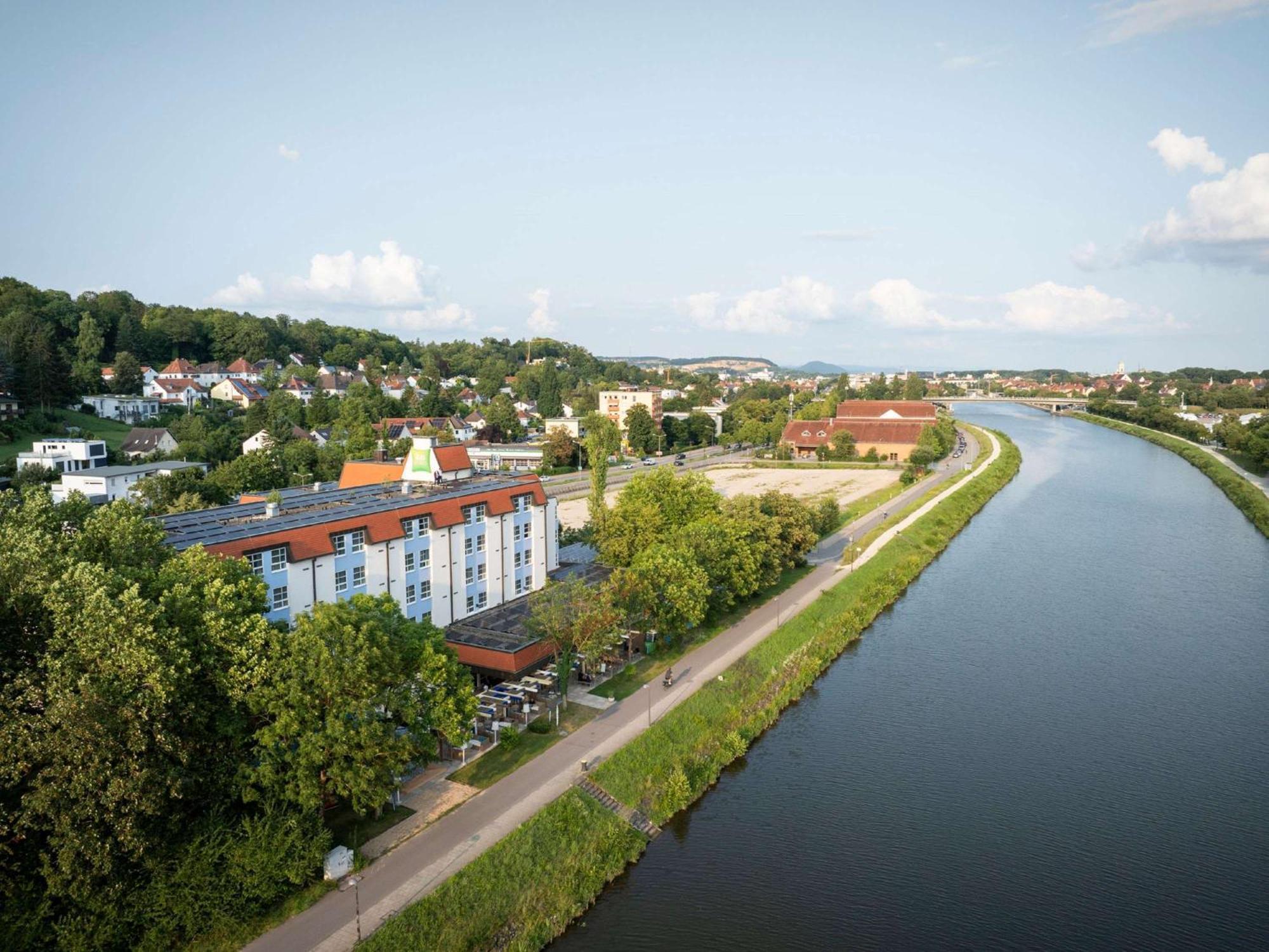 Ibis Styles Regensburg Exterior foto